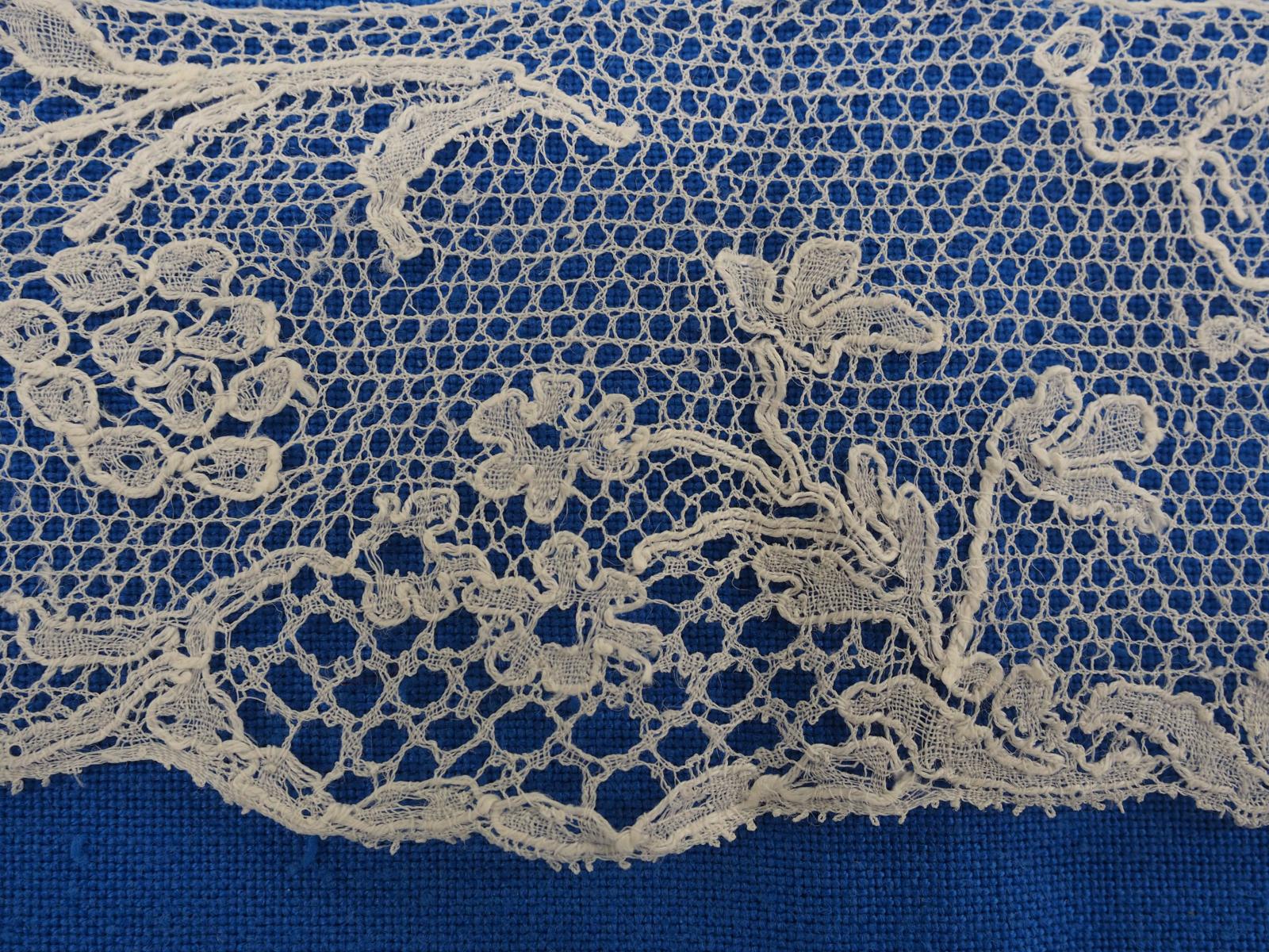 Detail of Bucks lace edging
