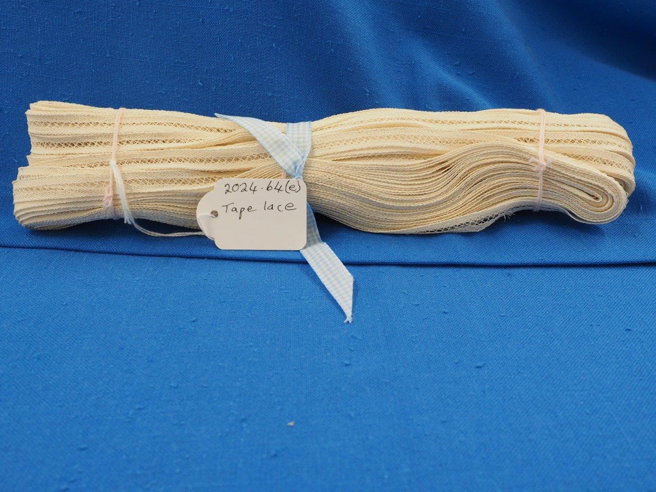 Tape lace by metre