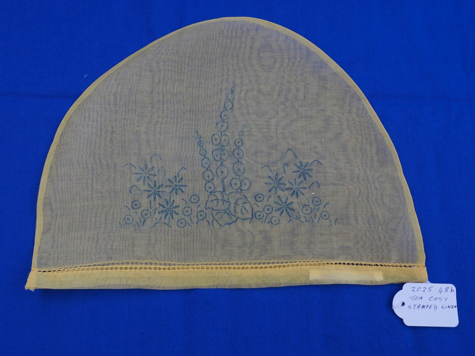 Organza tea cozy unstitched