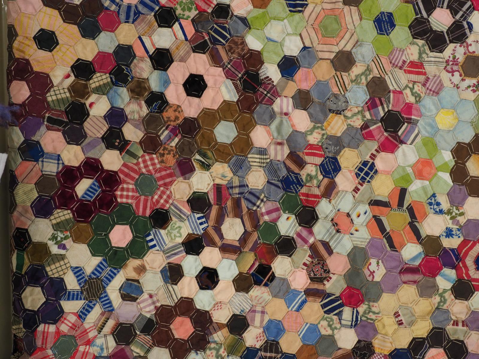 Hexagon patchwork quillt cover