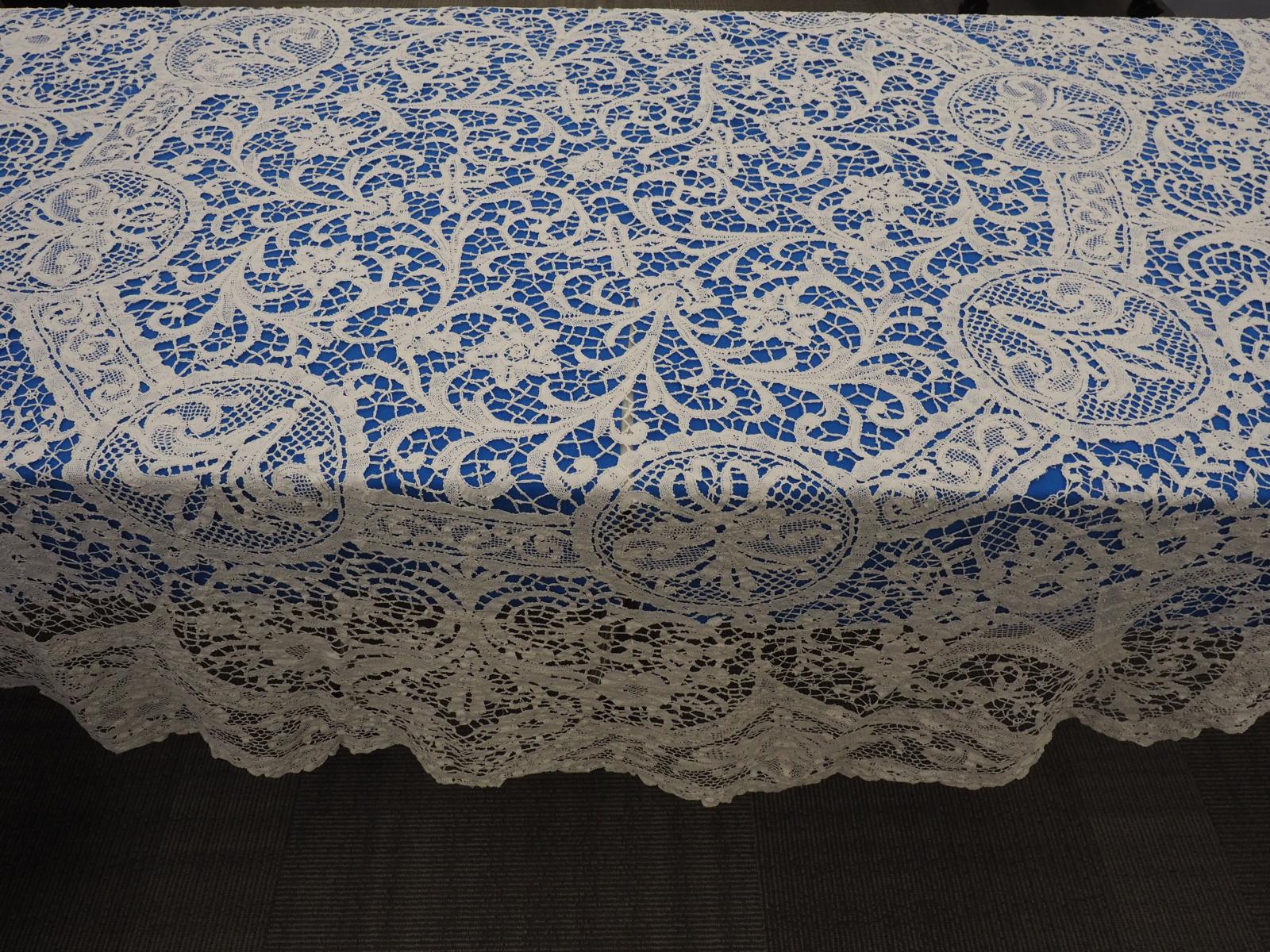 Bobbin lace table cloth detail