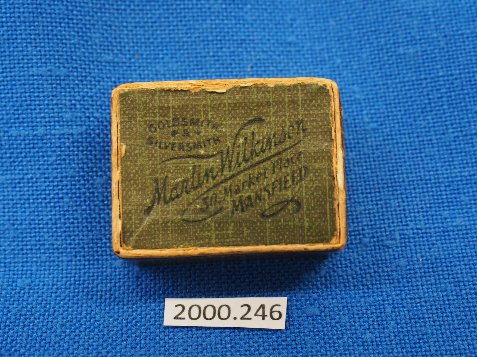 Thimble box