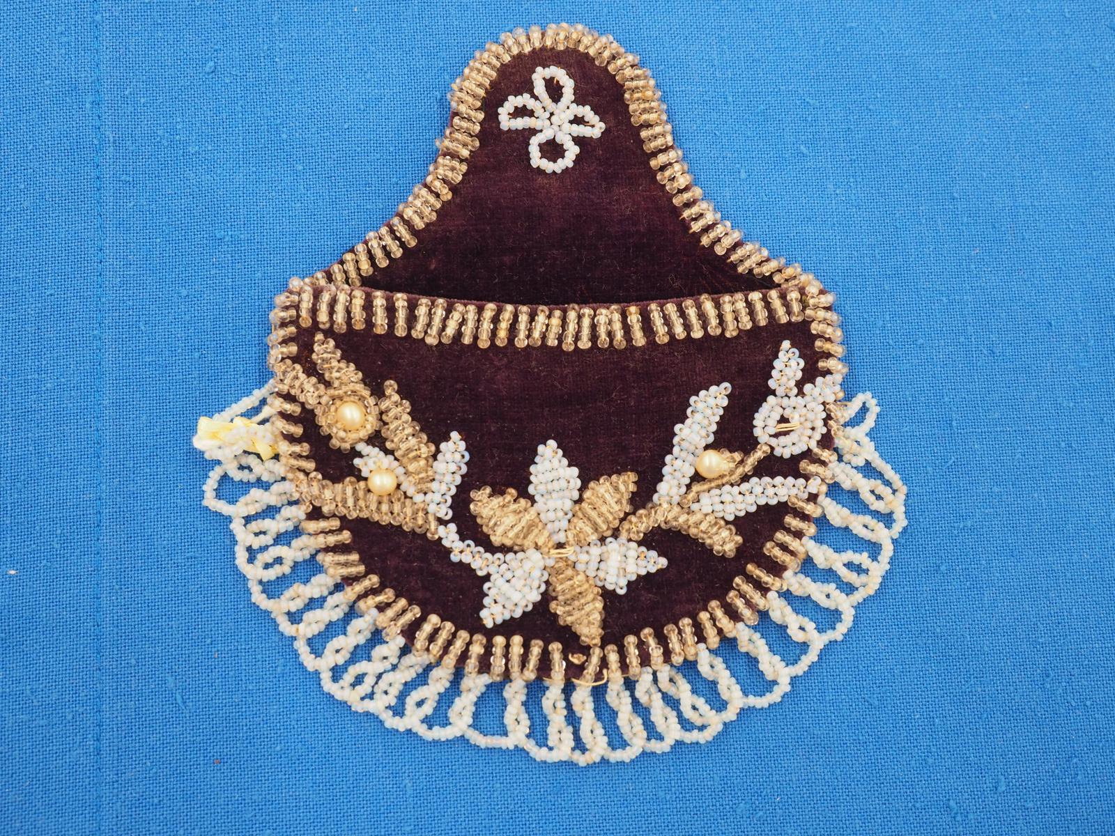 Beadwork pocket watch holder