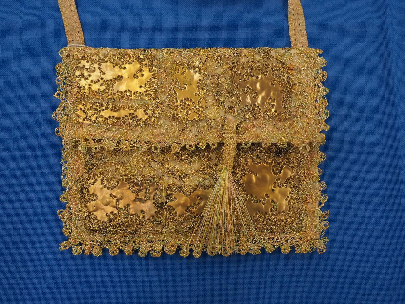 Machine embroidered bag detail