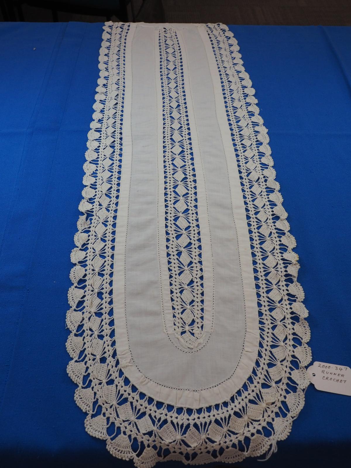 Crochet runner