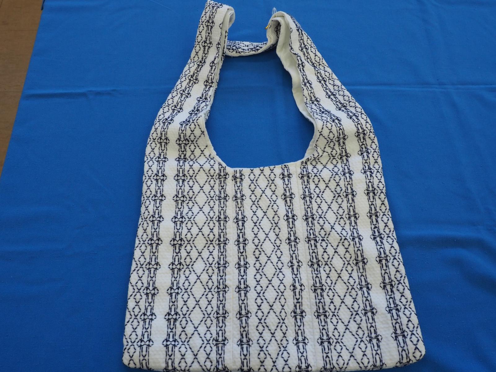 Swedish darning bag reverse