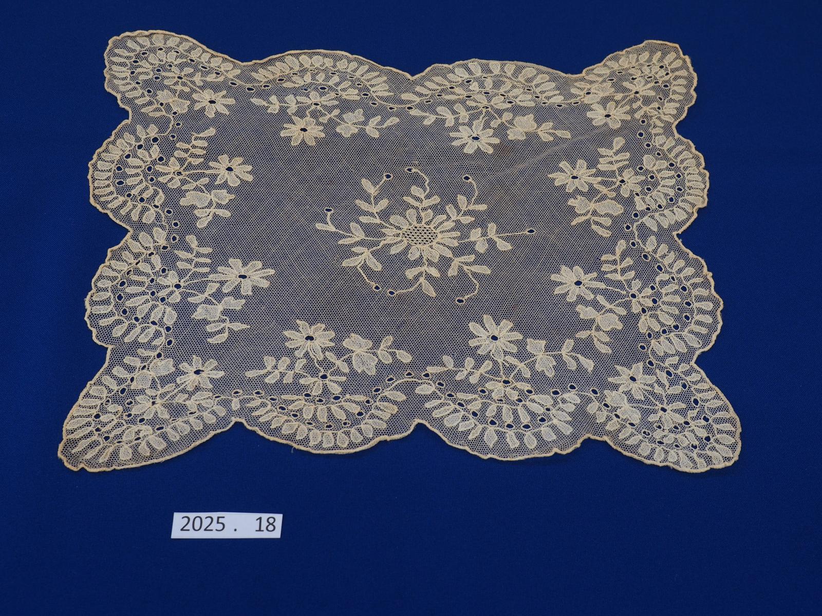 Limerick lace mat