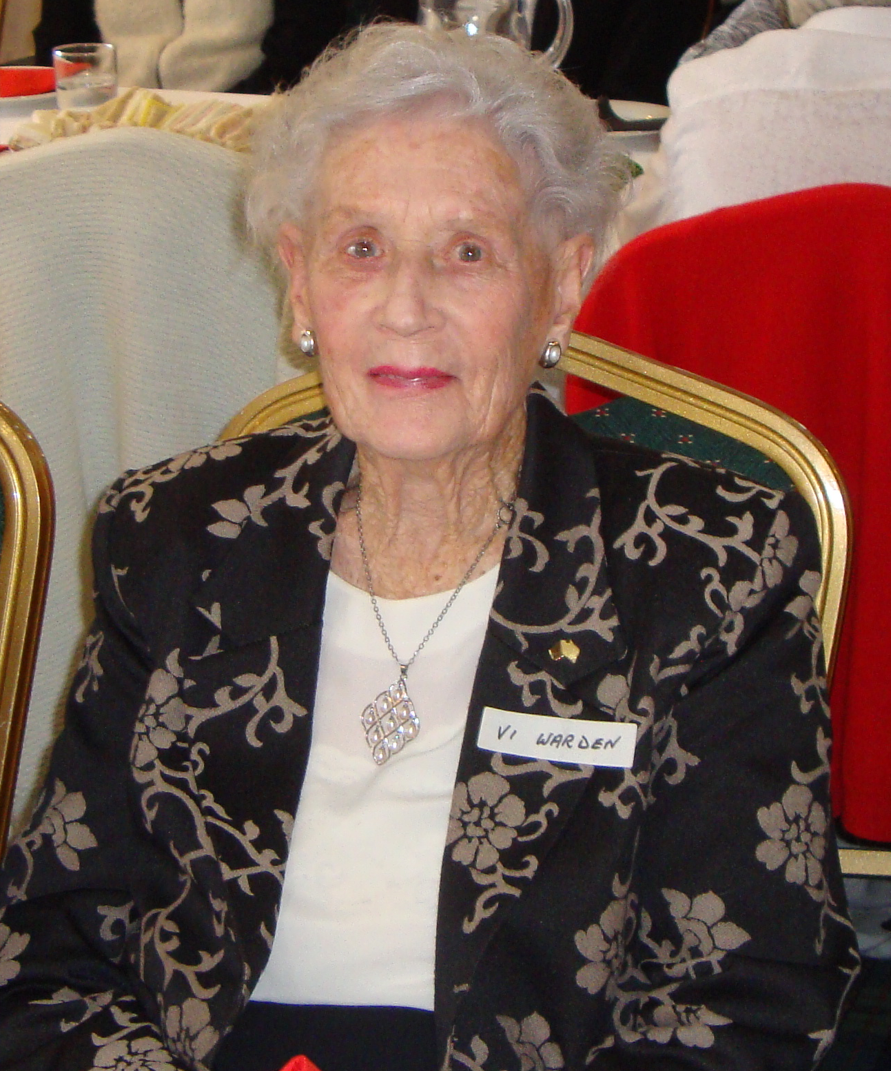 Warden, Vivien 2013