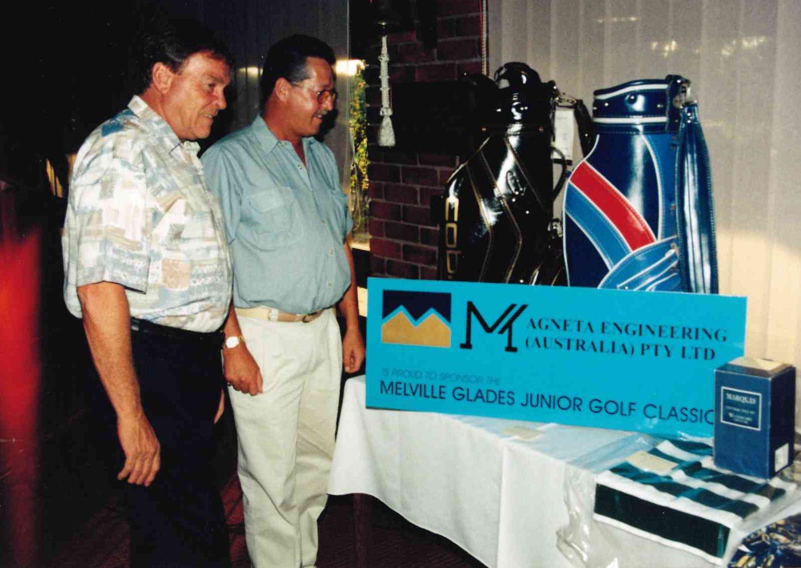 Hutchinson, Colin 1998 with Vice Captain Barry Aldrich