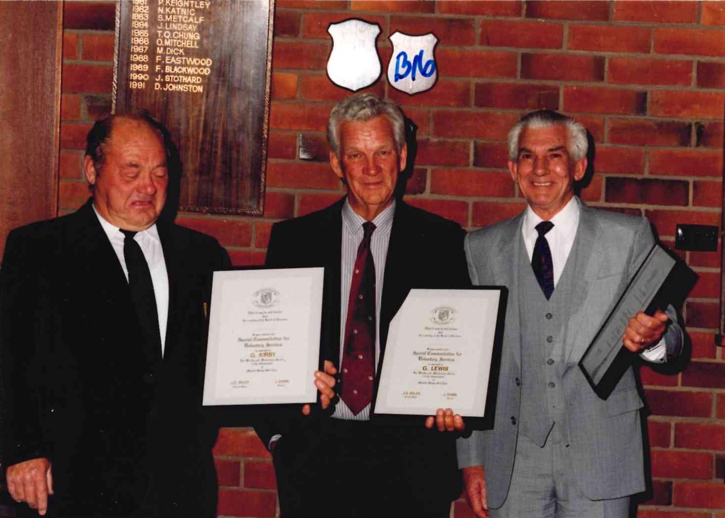 Lewis, Gordon 1992
