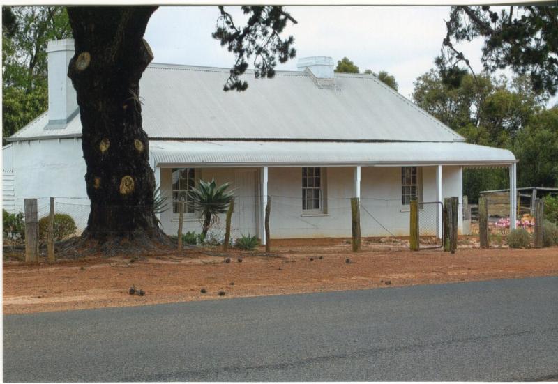 Front of Elverds Cottage