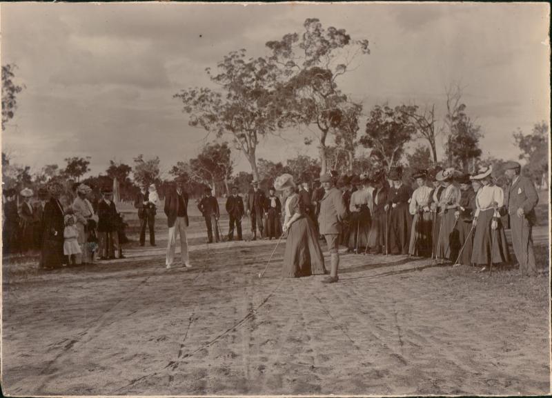 Mrs F.H. Piesse teeing off at Official Opening of Katanning Golf Club