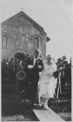 Wedding of George Eves and Grace Rumble at St James Church