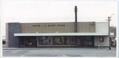 DREW'S - A BOAN'S STORE