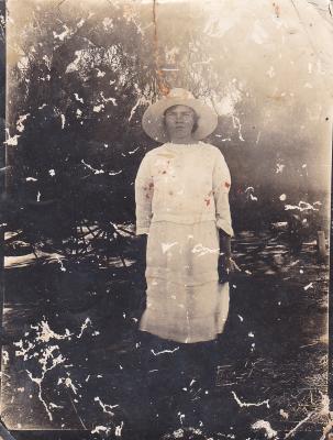 Photograph of Gladys Knapp
