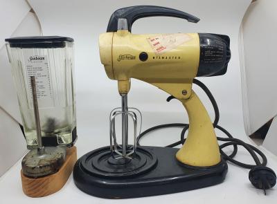 Sunbeam Mixmaster and blender