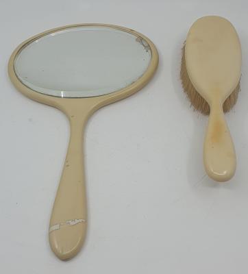 Mirror and Brush