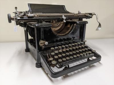 Typewriter, Remington 12