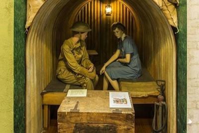 Diorama - World War 2, Anderson Shelter, AWAS and VAD, 1943