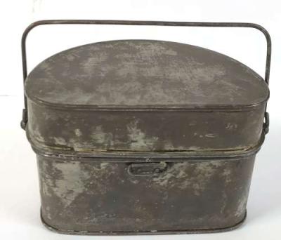 WORLD WAR 1 MESS TIN OR DIXIE - D SHAPED