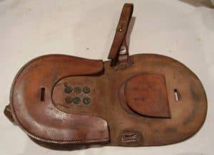 1912 Universal Pattern Saddle - Equipage - Horse Shoe Carrier