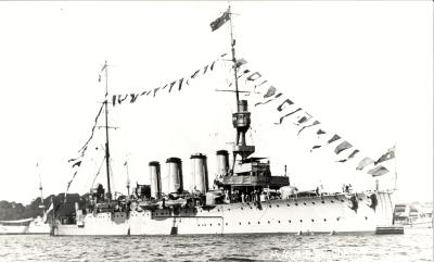 Australia, HMAS Brisbane, 6 inch  Mk XI Guns