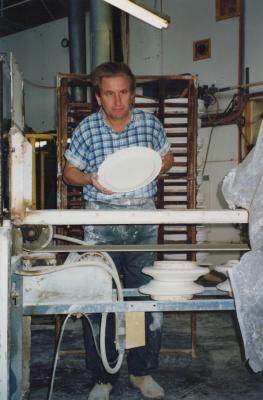 PHOTOGRAPH: WORKER AT AUSTRALIAN FINE CHINA