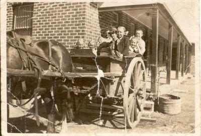 Western Australia, Rottnest Island, 6 Heavy Battery. Officers' Mess Cart with Coffinhead, 1938