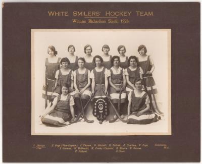 White Smilers Hockey Team