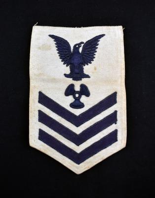 Second World War US Navy Cloth Shoulder Patch (Machinist Mate Water Tender Petty Officer 1st Class)