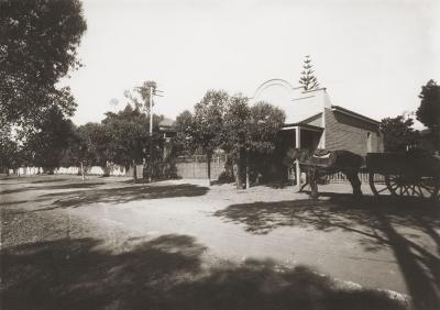 Efford's Shop, 18 Chester Road, Claremont