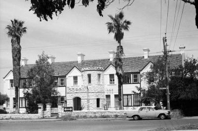 Bay View Mansions, 16 Victoria Avenue, Claremont