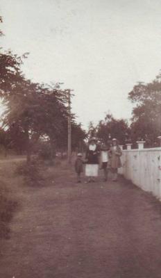 Gugeri Family, Queenslea Drive, Claremont