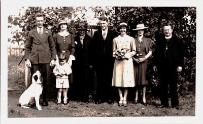 Albert Edward Kerr, Emily Kerr (nee Sturgess), Mrs Kerr (unconfirmed), Charles Mitchell, Ethel Mitchell (nee Kerr), Sussannah Kerr (nee Stanton), Rev. JH James