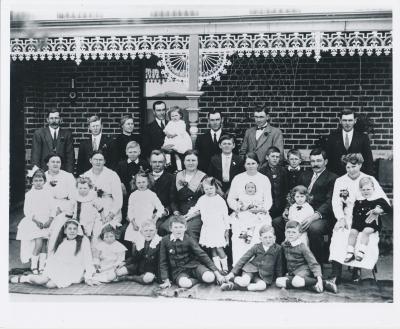 Kowald Families at The Grange