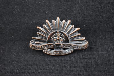 Rising Sun Badge Collar Badge