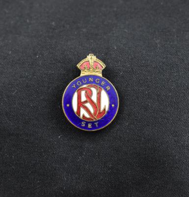 Return Services League “Younger Set’ Enamel Lapel Badge