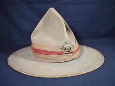 First World War “Lemon Squeezer” Hat with 2nd South Canterbury Regiment Brass Badge