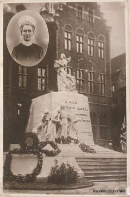 Postcard of Edith Cavell Memorial in Brussels - 2