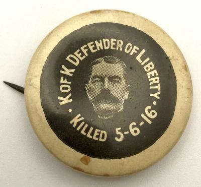 Lord Kitchener Memorial tin badge 2