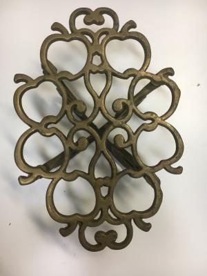 Decorative trivet