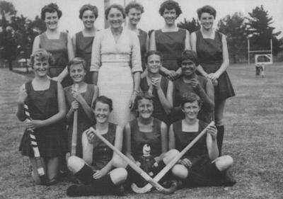 BHS Girls Country Week Hockey Team 1957