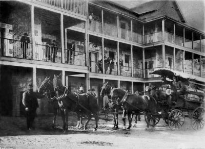 ALBANYS LAST MAIL COACH, 1888