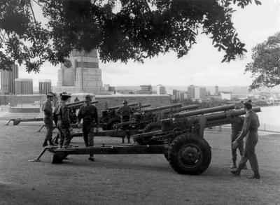 Post 1945, Western Australia, Perth, State War Memorial, 7 Field Battery, Salute