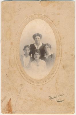 Grover Sisters