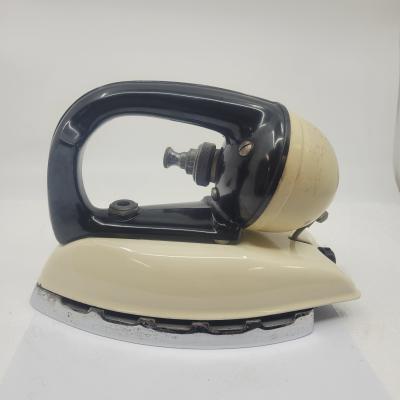 Tilley Clothes Iron with Primer