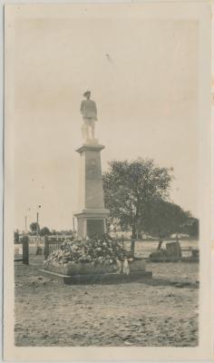 Katanning War Memorial in Prosser Park