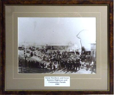 Frames images of the historical centre of Midland