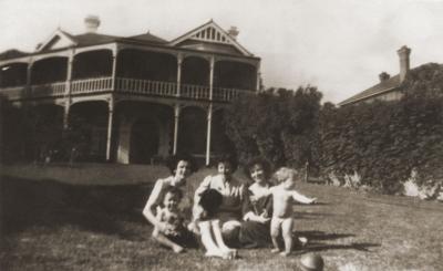 Lesley Johnston, 34 Victoria Avenue, Claremont