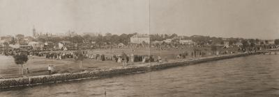 HMS Katoomba Demonstration, Swan River Foreshore